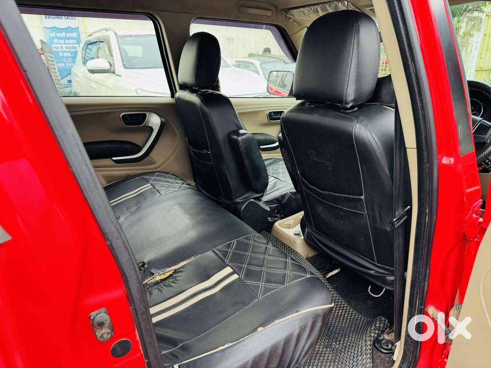Mahindra Tuv 300 T10 Dual Tone, 2019, Diesel