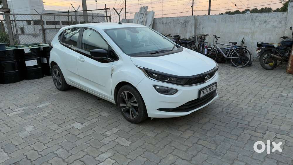 Tata Altroz Petrol 2021