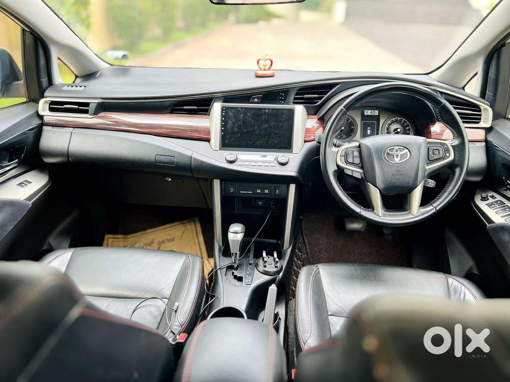 Toyota Innova Crysta