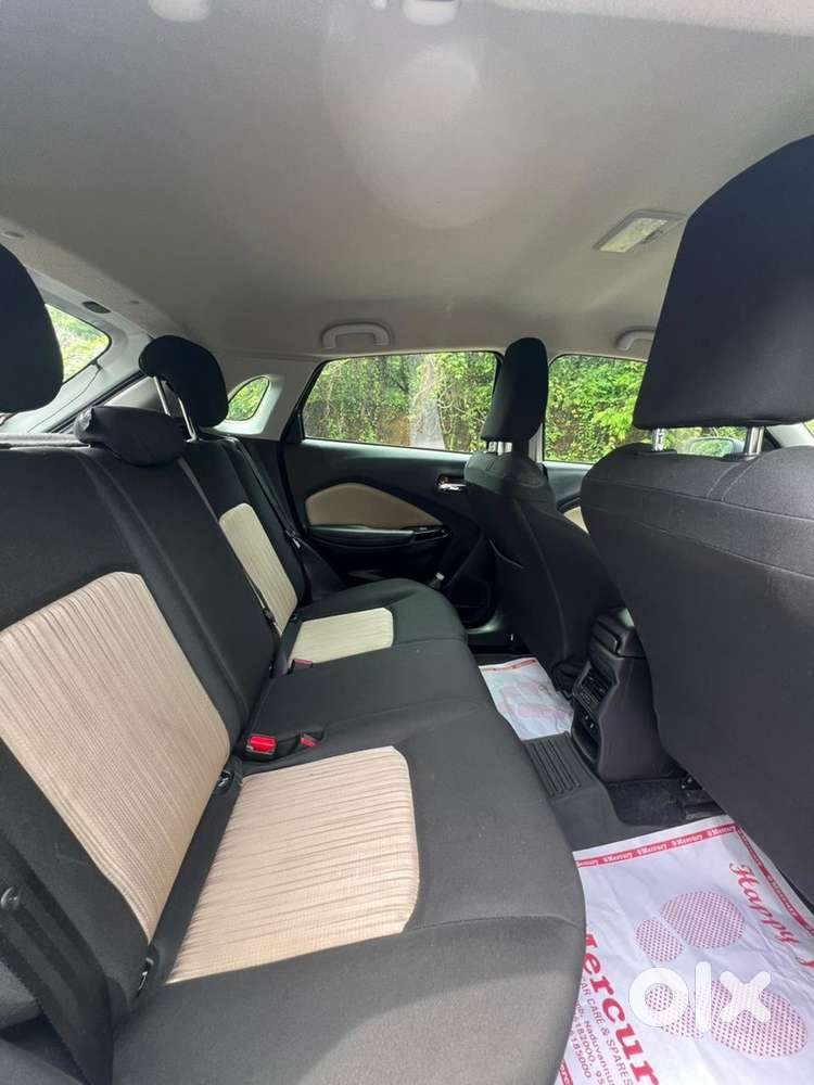 Toyota Glanza 2023 V