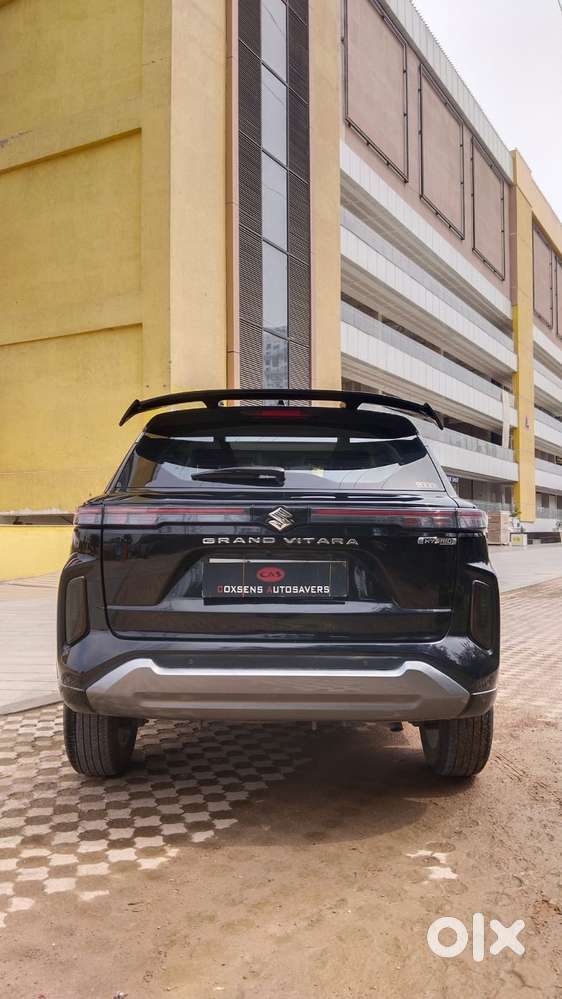 Maruti Suzuki Grand Vitara 1.5 Alpha Smart Hybrid At, 2023, Petrol