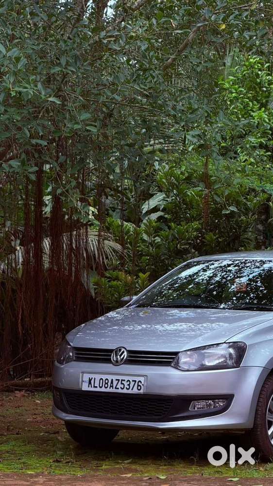 Volkswagen Polo Petrol Highline 2013 Well Maintained