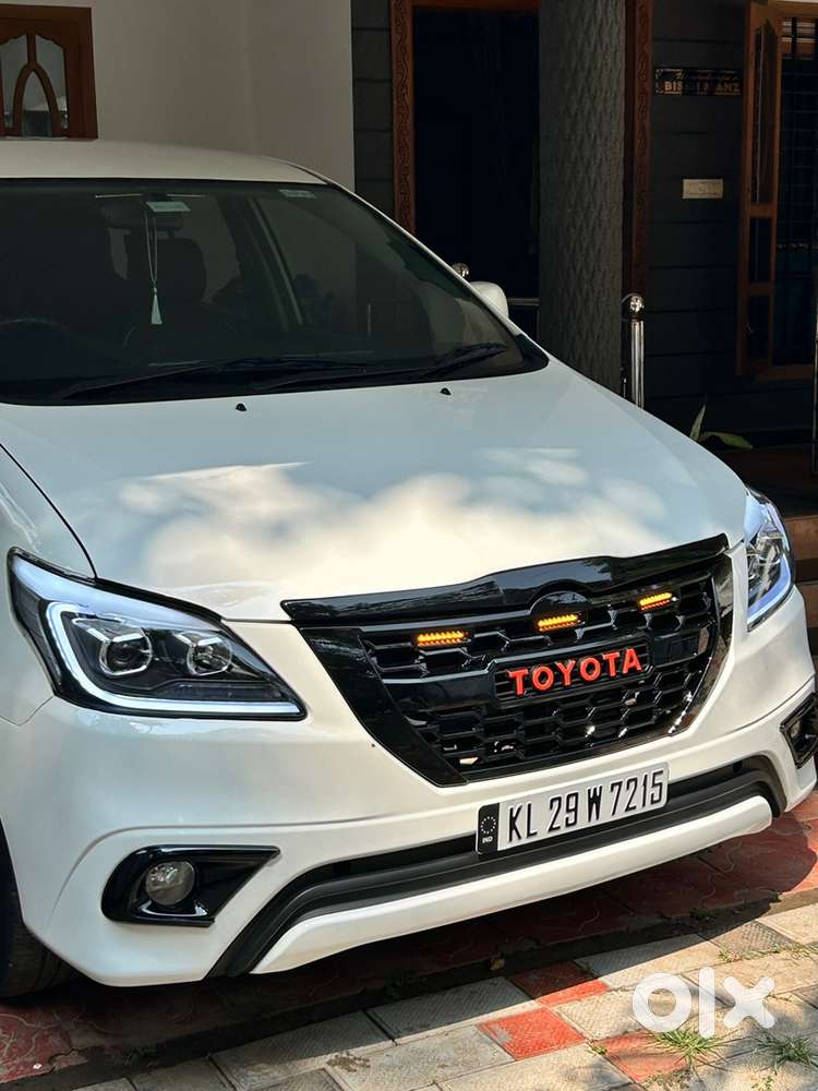 Toyota Innova 2015 Diesel Car