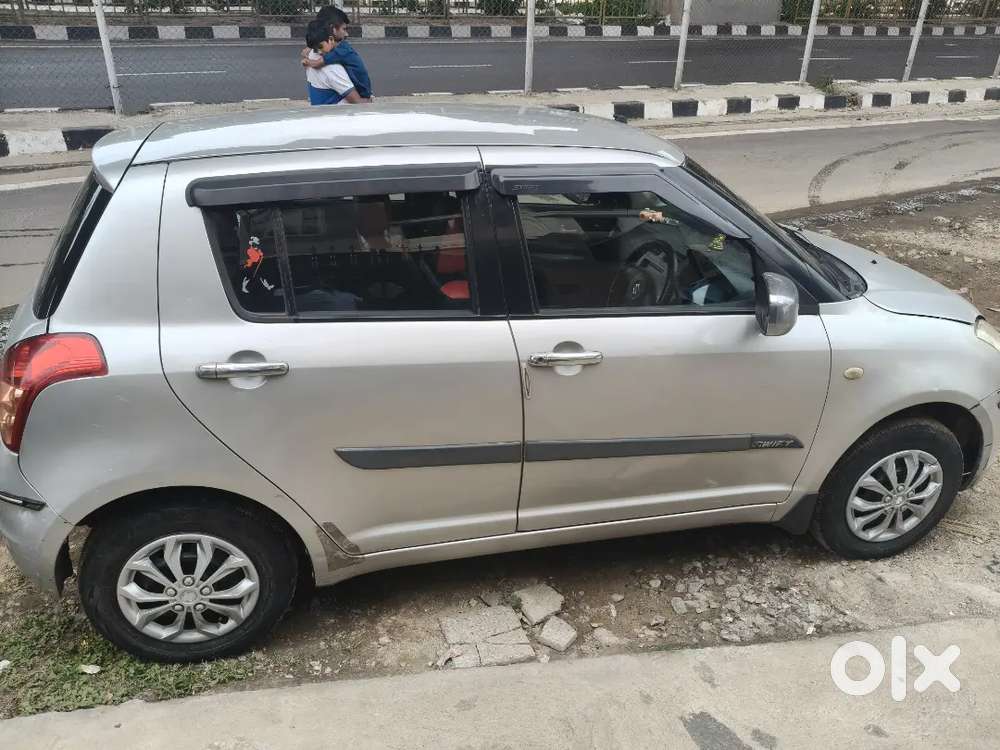 Maruti Suzuki Swift Vxi 2009