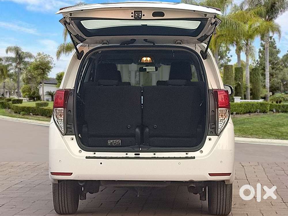 Toyota Innova Crysta [2020-ongoing] 2.4 Zx 7 Str, 2021, Diesel