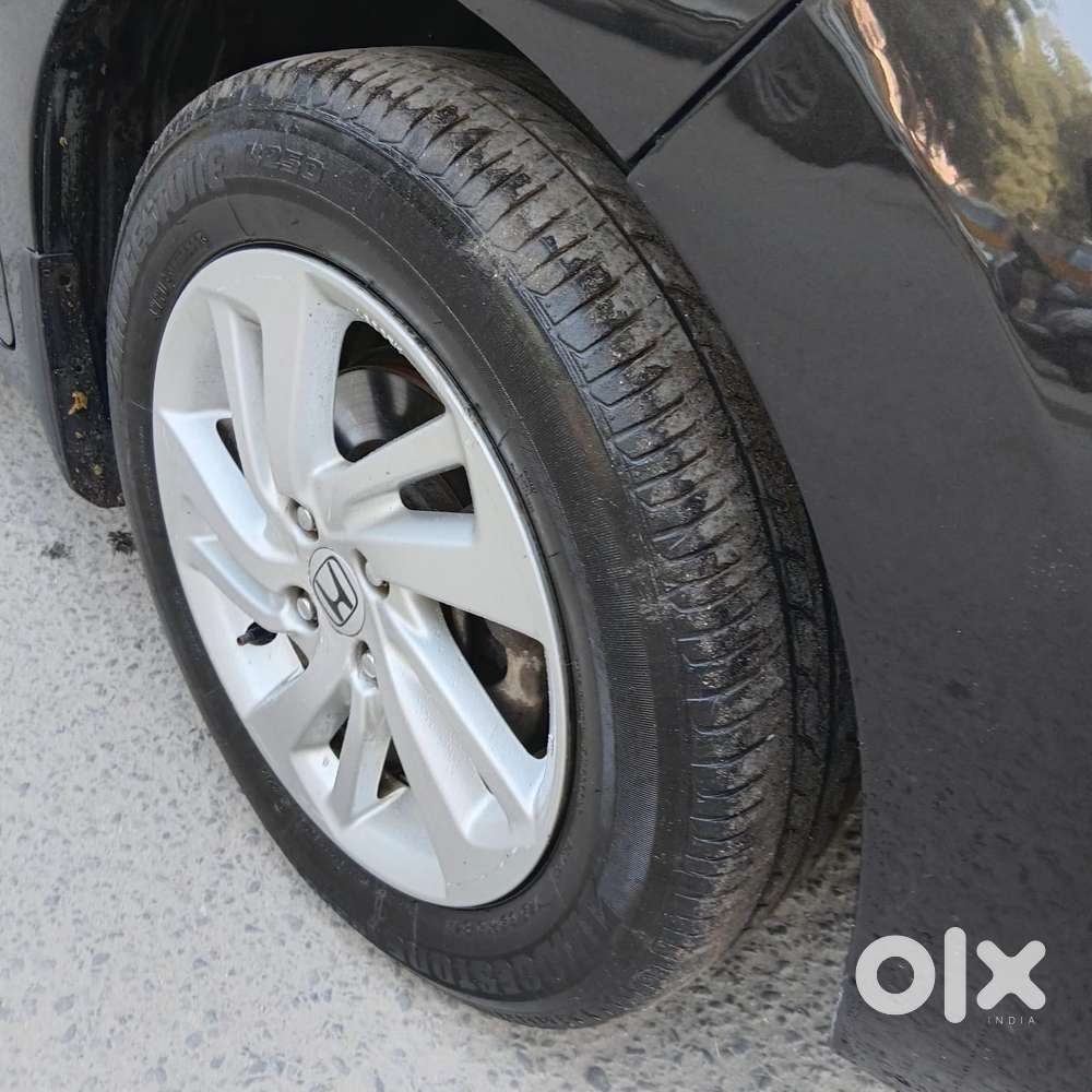 Honda Jazz V Automatic, 2015, Petrol