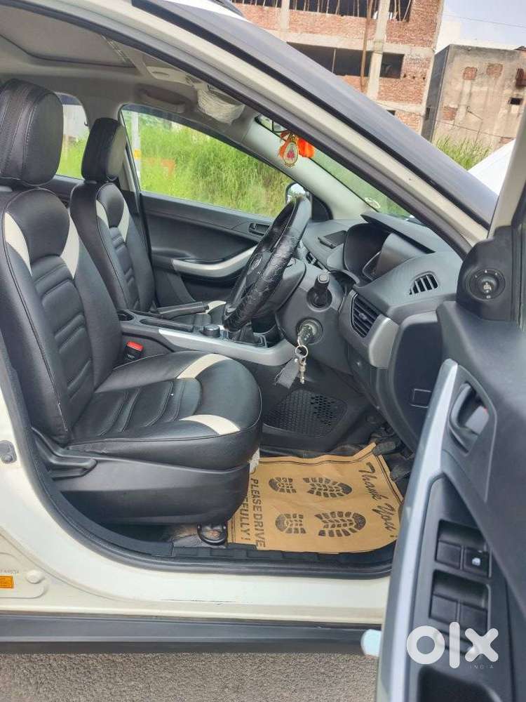 Tata Nexon 1.5 Revotorq Xm (s), 2021, Diesel