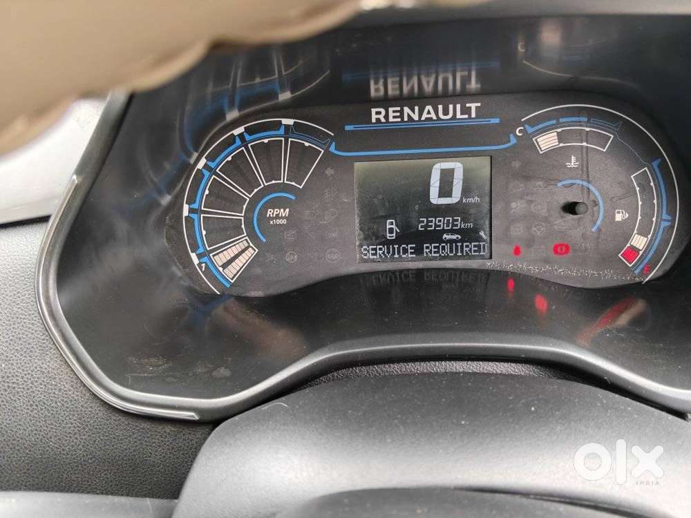 Renault Triber Rxz, 2020, Petrol
