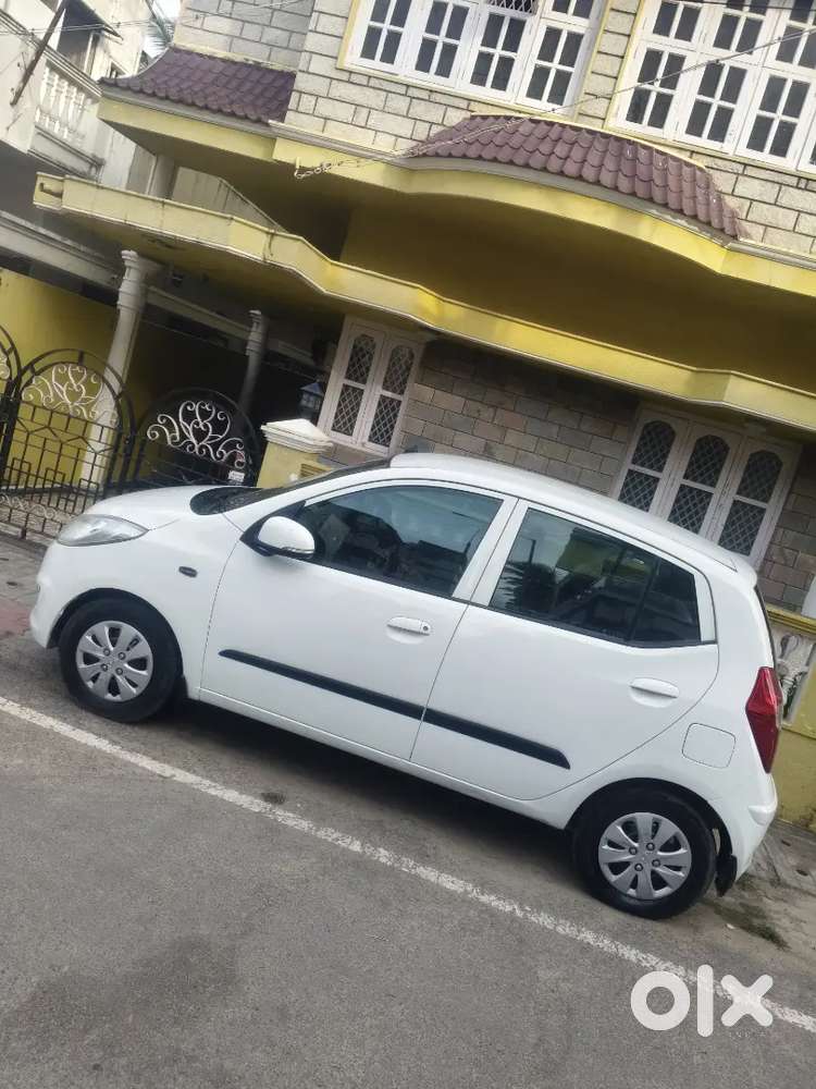 Hyundai I10 Magna 1.2 Solid Bs4 Engine 2011 Car