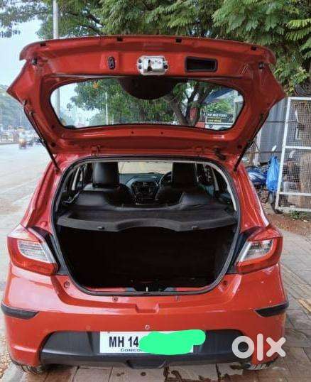 Tata Tiago 1.2 Revotron Xza, 2018, Petrol