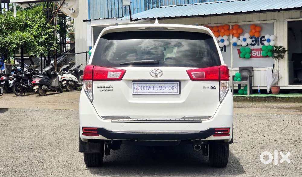 Toyota Innova Crysta 2.4 V 8 Str, 2022, Diesel