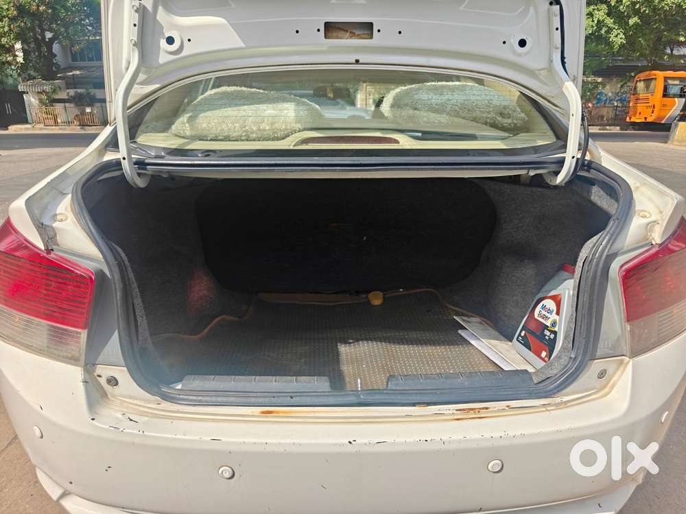 Honda City V Mt Exclusive, 2010, Petrol