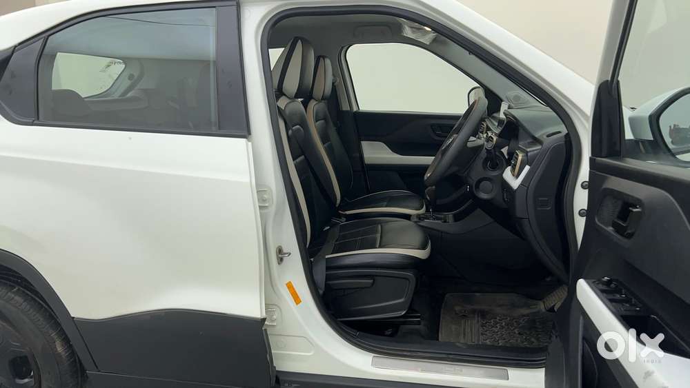 Tata Punch Accomplished Amt, 2023, Petrol