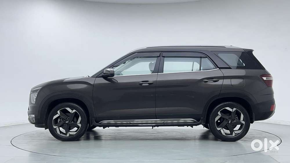 Maruti Suzuki Ciaz 1.5 Delta Shvs Mt, 2023, Petrol