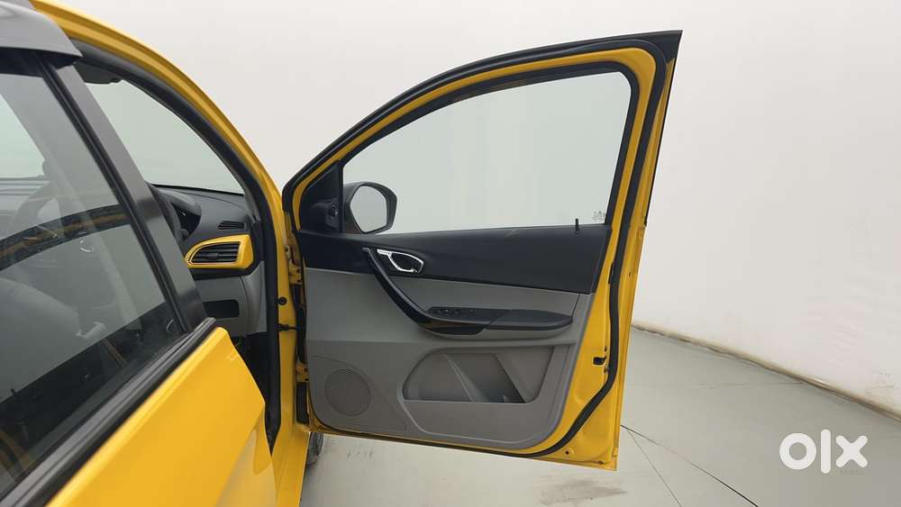 Tata Tiago 1.2 Revotron Xz Plus, 2020, Petrol