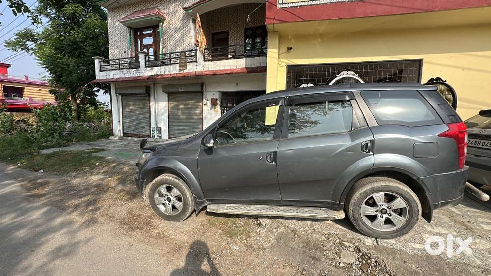 Selling My Xuv 500 W8 Top Model