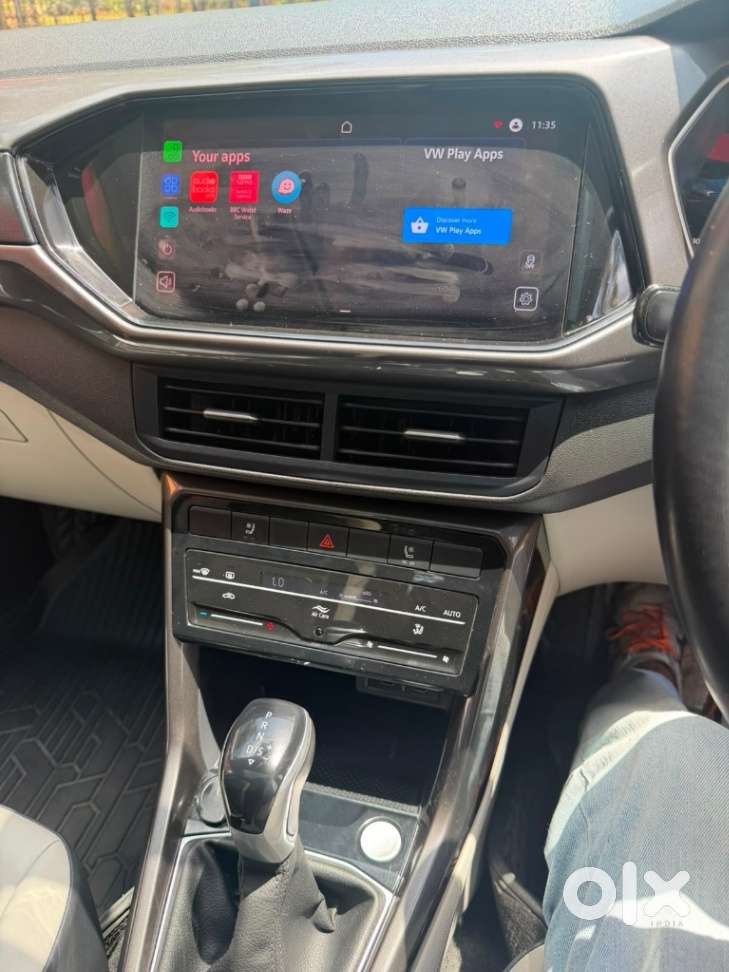 Volkswagen Taigun 1.0 Tsi Topline At, 2022, Petrol