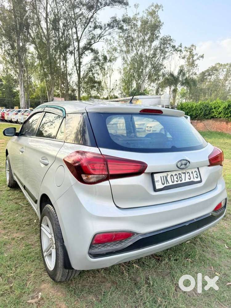 Hyundai I20 Sportz 1.2 Bs-iv, 2018, Petrol