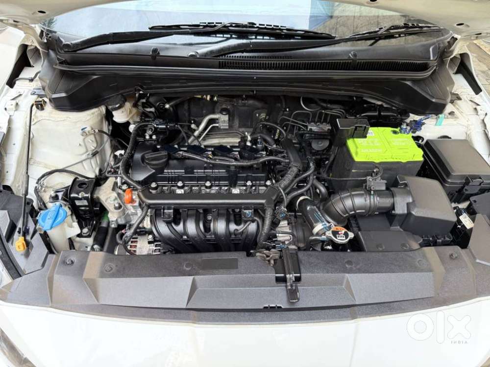 Hyundai I20 Sportz 1.2 Ivt, 2023, Petrol