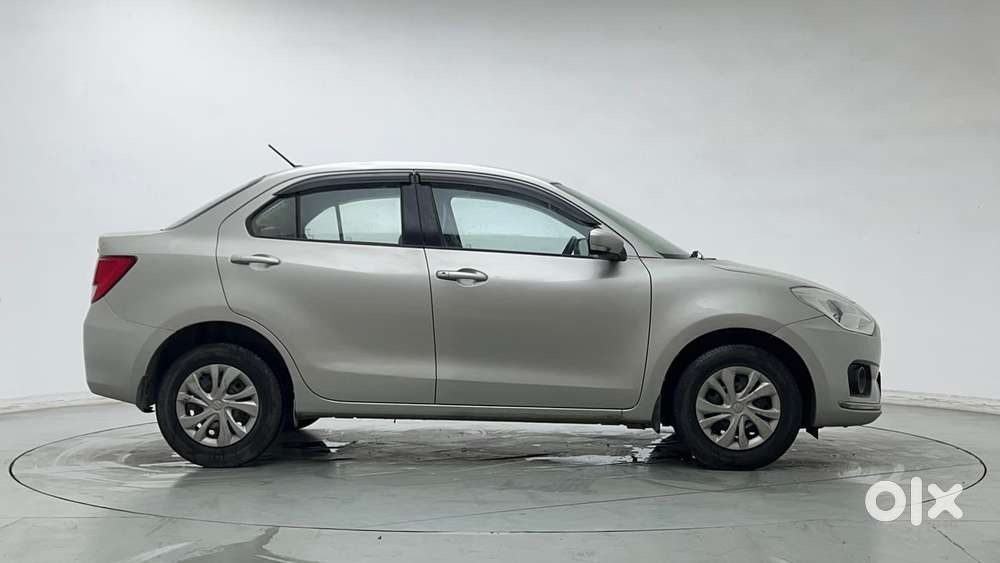 Maruti Suzuki Dzire 1.2 Vxi Amt, 2017, Petrol