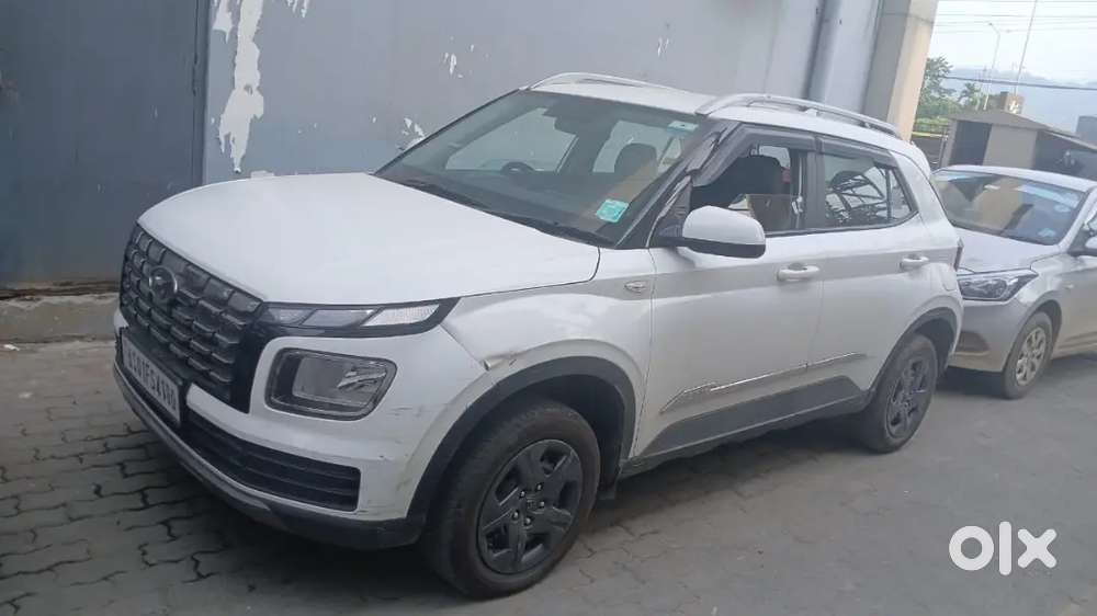Hyundai New Venue Se Petrol Manual 2023