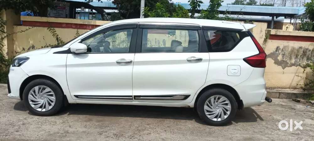 Maruti Suzuki Ertiga 2021 Petrol 70000 Km Driven