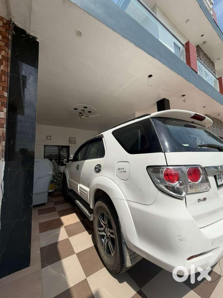 Toyota Fortuner Diesel 2013