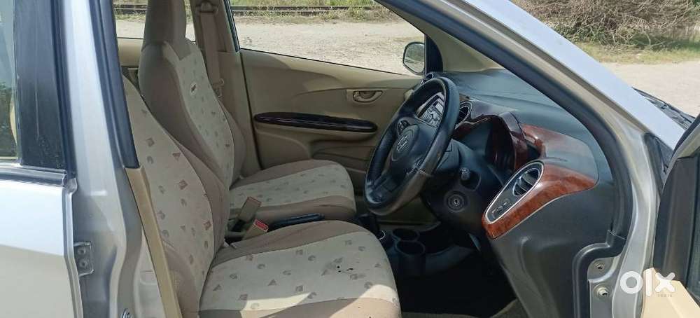 Honda Mobilio 1.5 S I-vtec Mt, 2015, Petrol