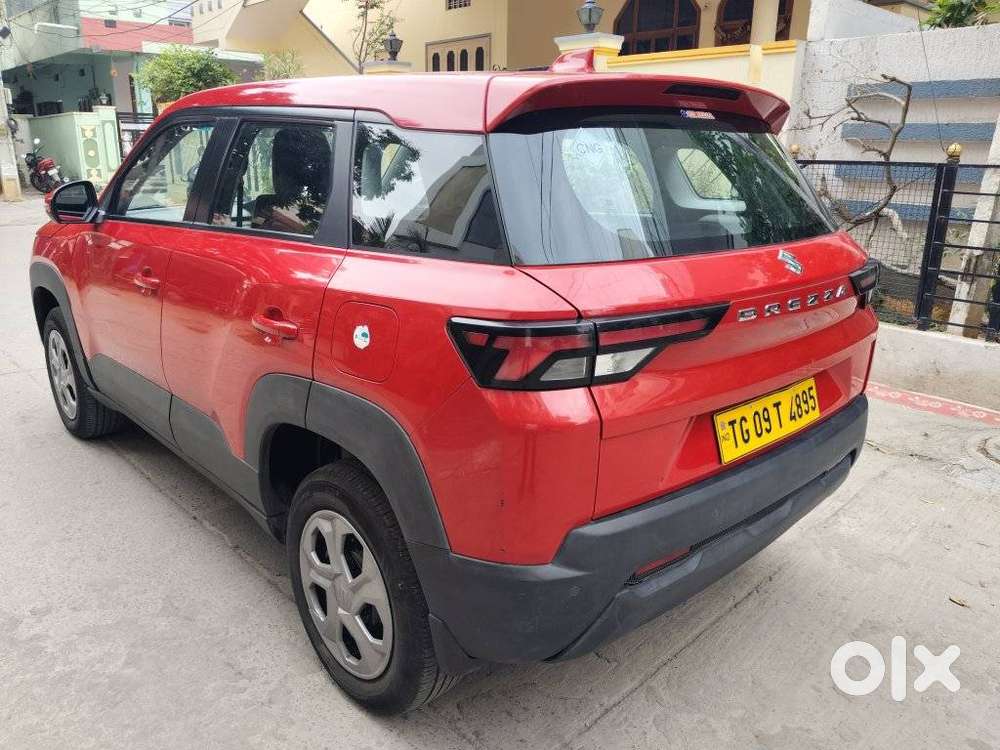 Maruti Suzuki Brezza 1.5 Lxi Cng, 2025, Cng & Hybrids