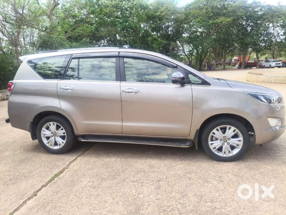 Toyota Innova Crysta 2.4 Vx Mt, 2020, Diesel