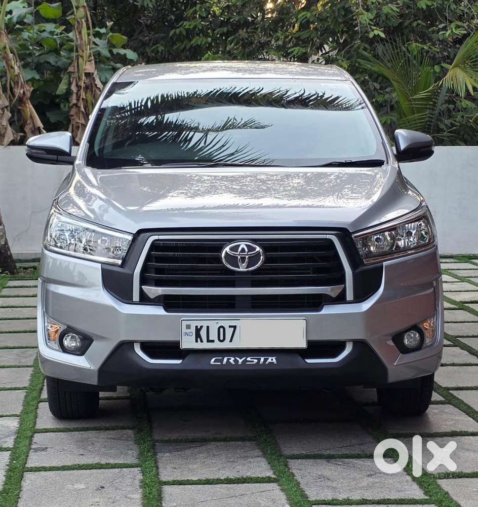Toyota Innova Crysta