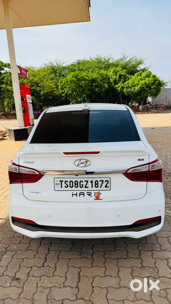Hyundai Xcent Petrol Well Maintained