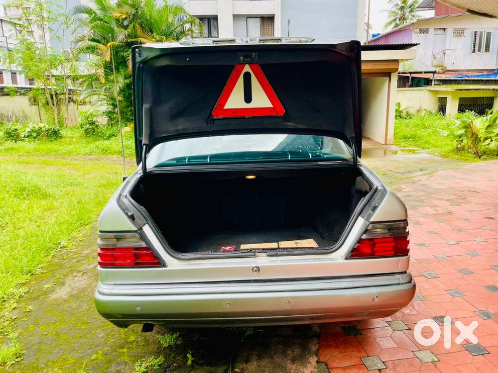 Mercedes-benz W124 E220
