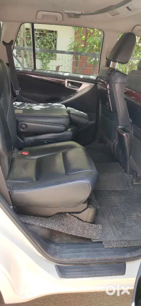 Toyota Innova Crysta Zx 2016