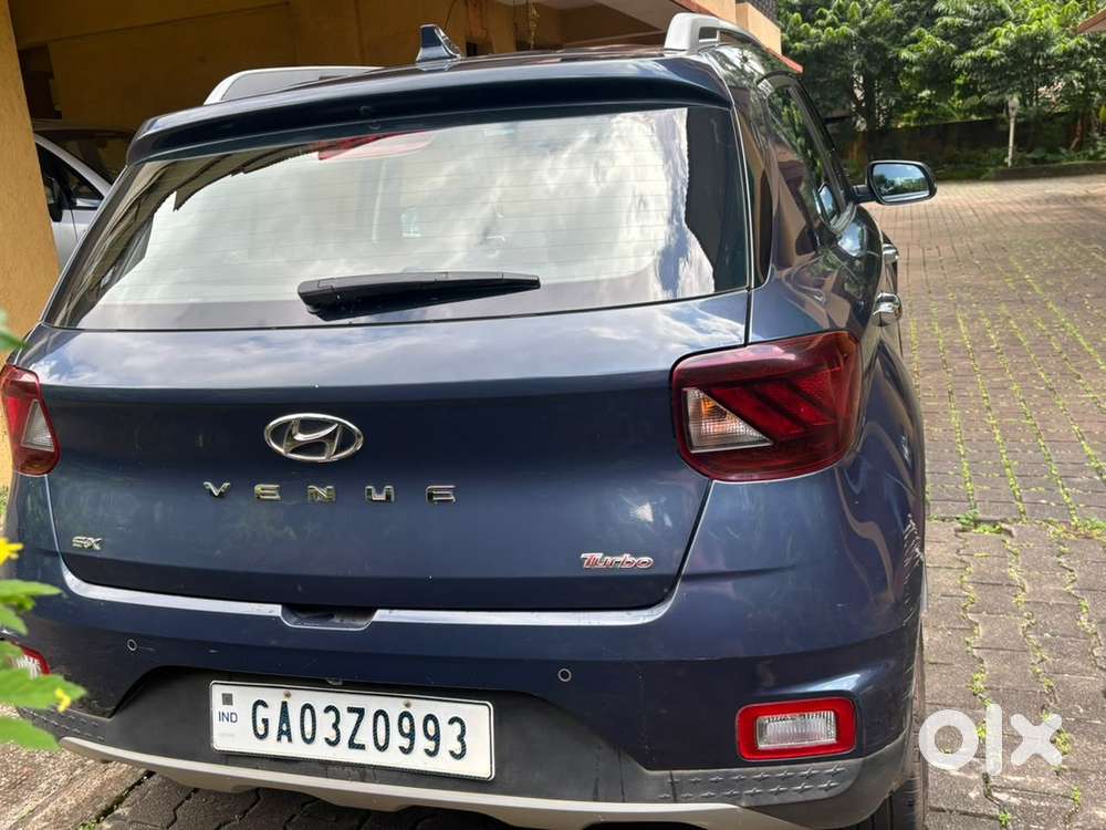 Hyundai Venue Petrol 2019