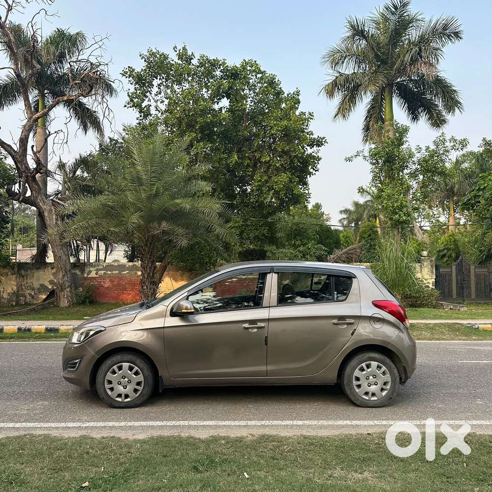 Hyundai I20 Sportz 1.2 Bs-iv, 2013, Diesel