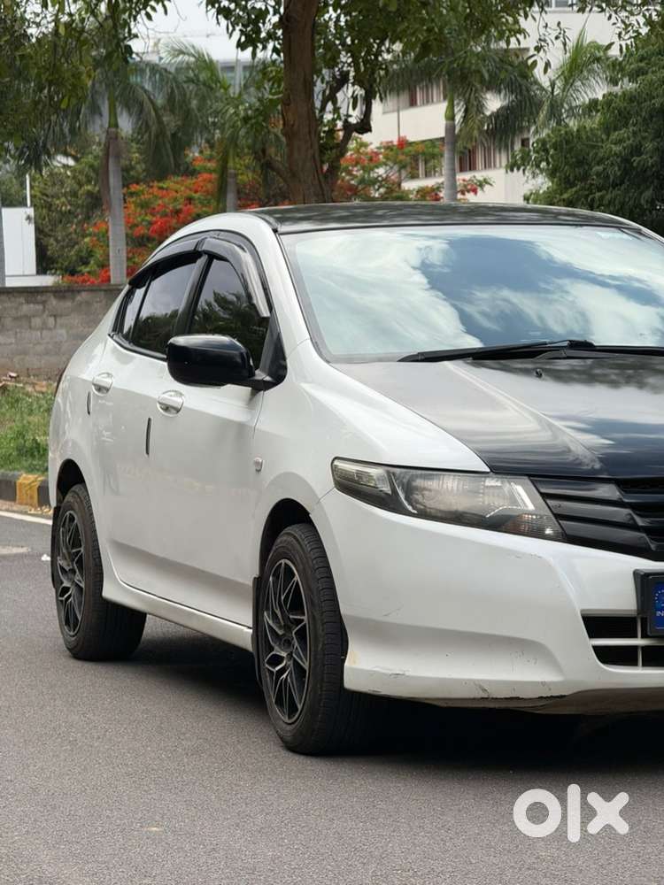 Honda City Auto Petrol 2009