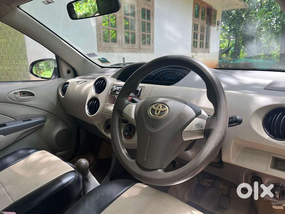 Toyota Etios Liva 2016 Car