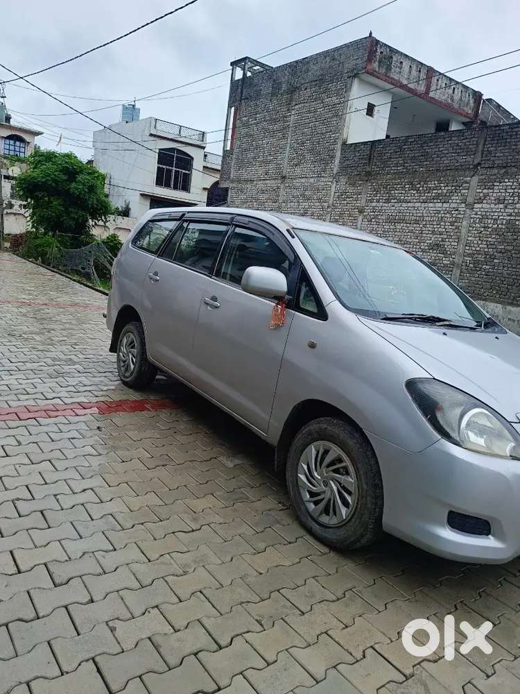 Toyota Innova 2010 Diesel Auto