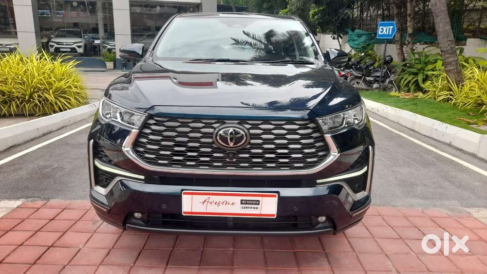 Toyota Innova Hycross 2.0 Zx (o) Hybrid 7 Str, 2023