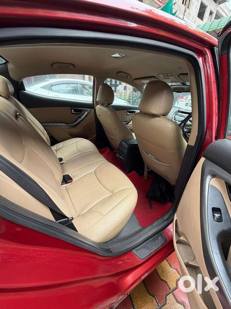 Hyundai Elantra 2014 Diesel 11000 Km Driven
