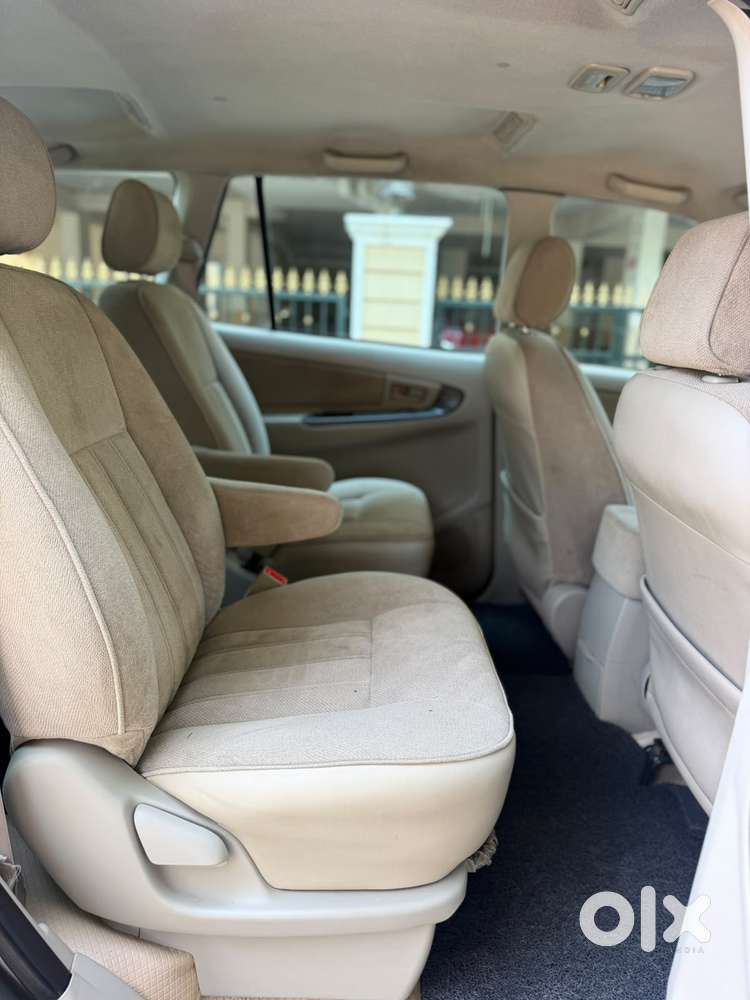 Toyota Innova 2.5 G (diesel) 7 Seater, 2013, Diesel