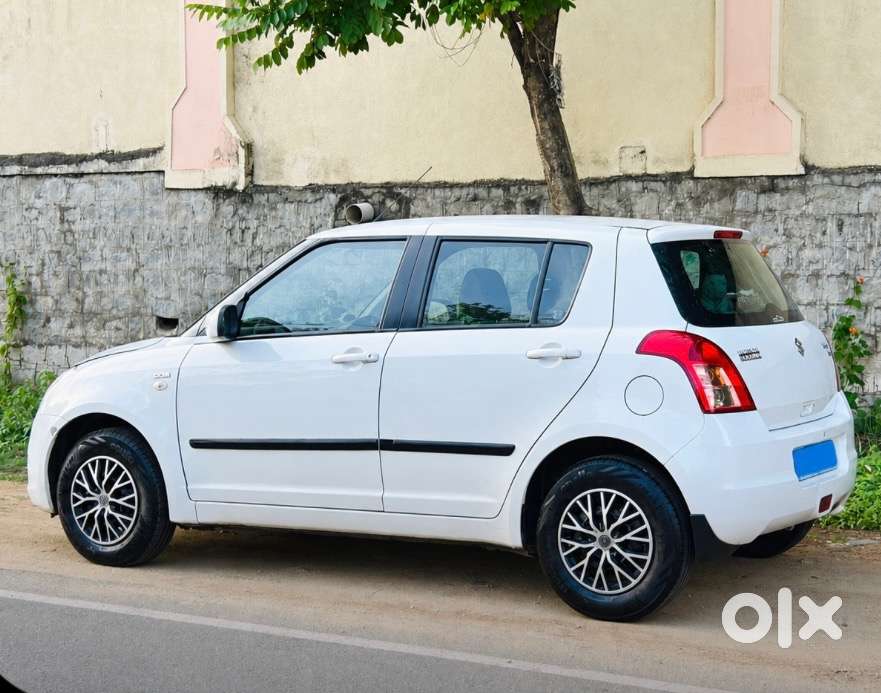 Maruti Suzuki Swift 2010
