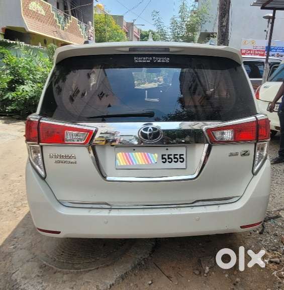 Toyota Innova Crysta 2.8 Zx At, 2016