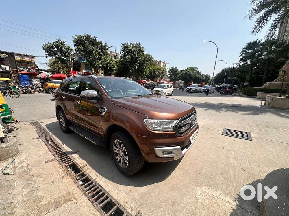 Ford Endeavour Diesel 2016 At 4x4 Amazing Condition