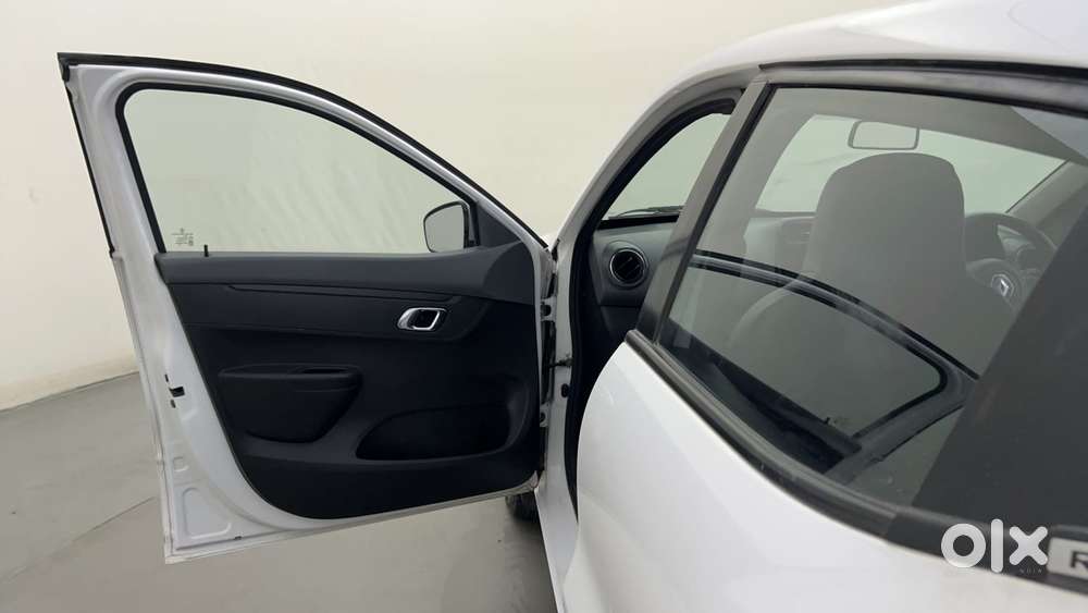 Renault Kwid 2019-ongoing 1.0 Rxt Amt (o), 2020, Petrol
