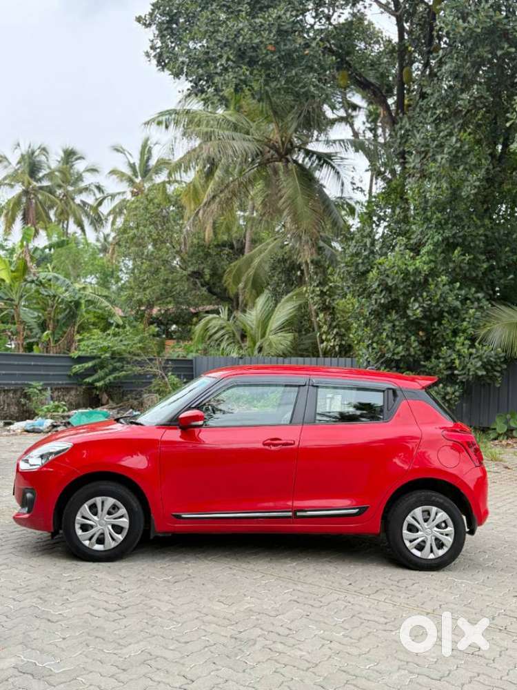 Maruti Suzuki Swift Vxi Abs Bsiv, 2023, Petrol
