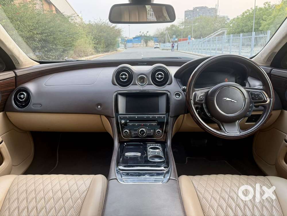 Jaguar Xj 2.0l Portfolio, 2017, Petrol