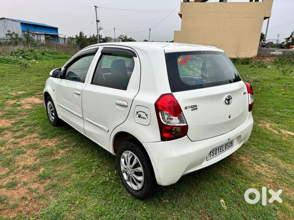 Toyota Etios Liva 2015 Diesel Well Maintained