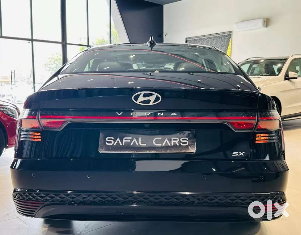 Hyundai Verna 1.5 Sx (o) Petrol Mt, 2024, Petrol